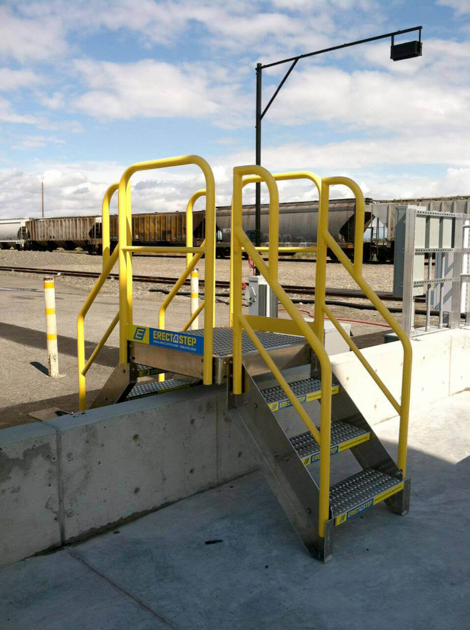 Rail Yard Wall Crossover stairs