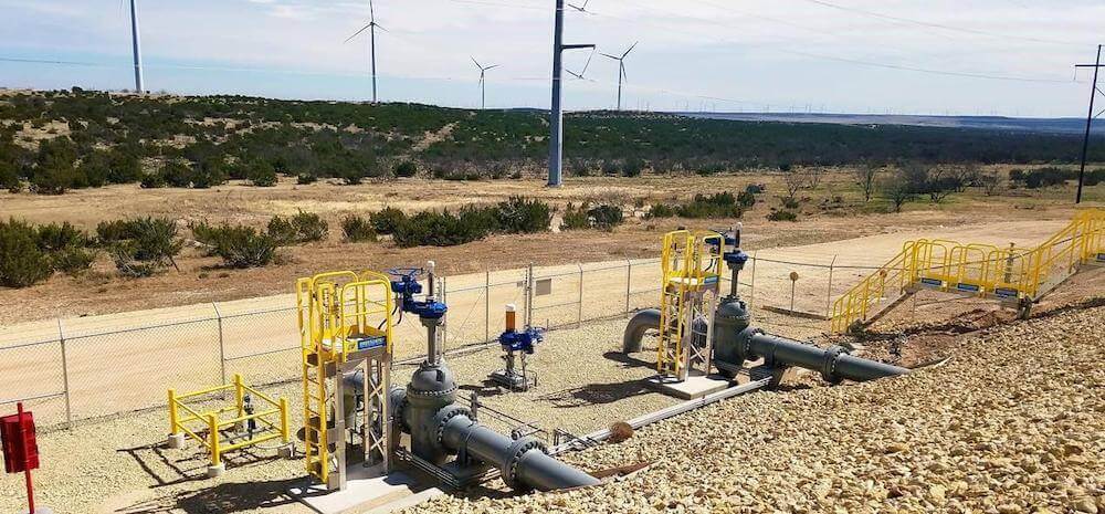 Erectastep Work Platforms to Access Valves at a Midstream Terminal