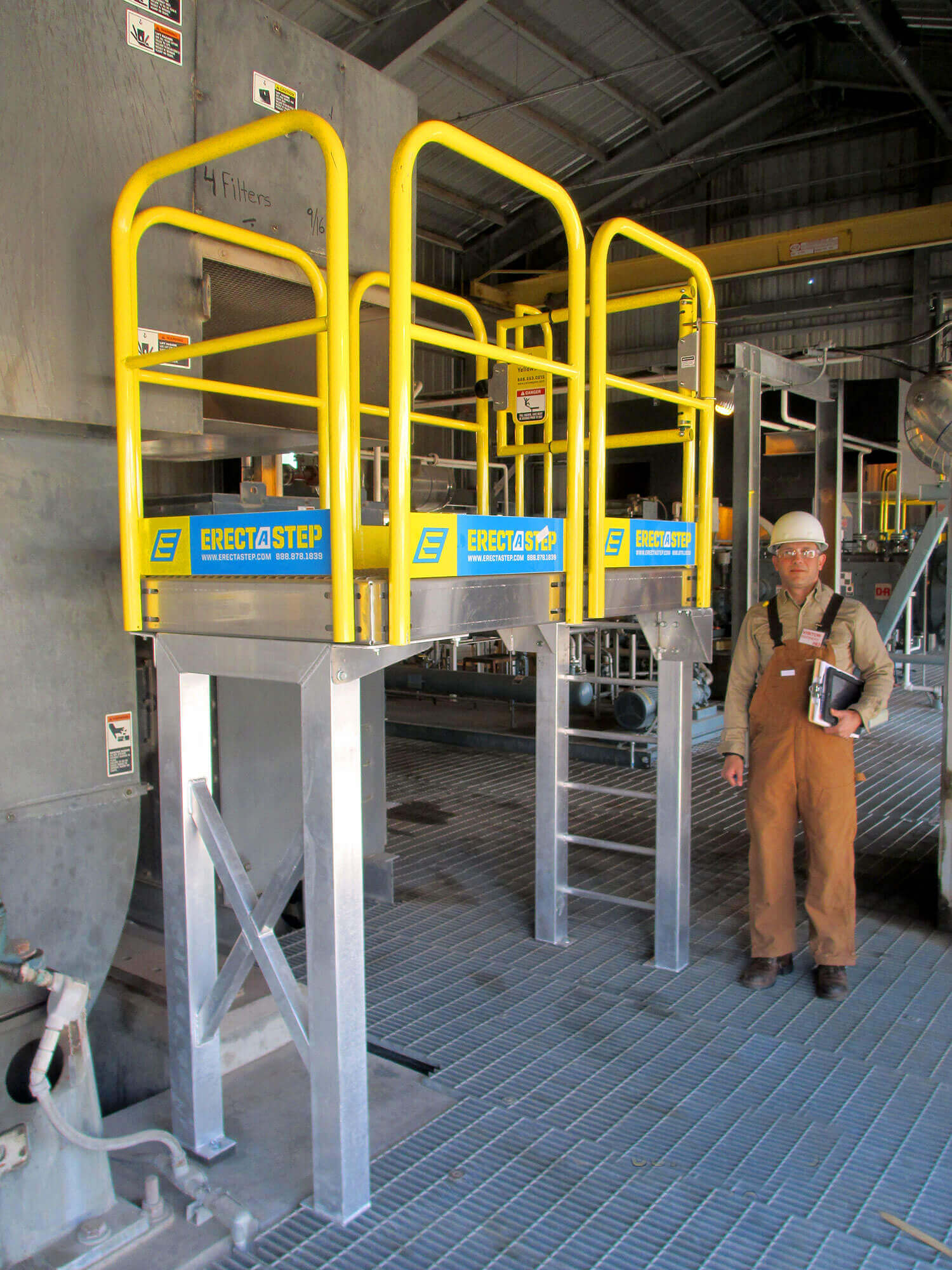 equipment fixed access ladder & platform